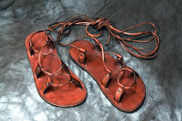 Lucknowi Craft Men's Seventies style Handmade Leather Sandal Shoes Slip-on  Boho Hippie Rural art, Men's Leather Footwear, Hippie sandals Bohemian style
