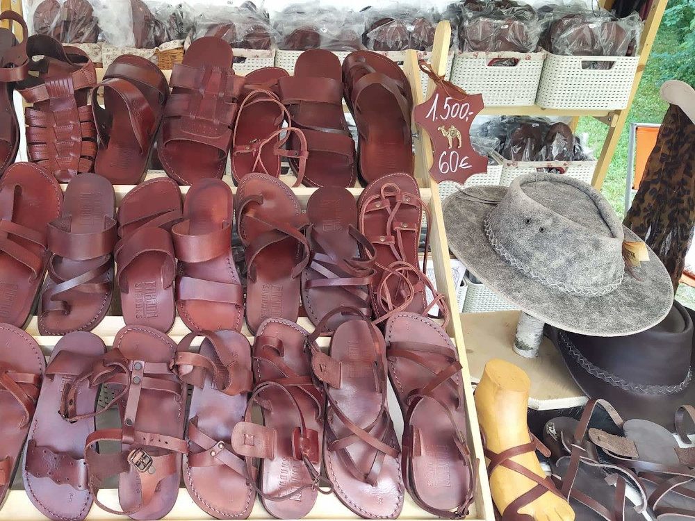 Leather goods Faraon sandals